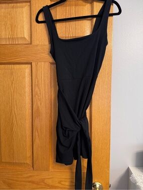 Aritzia Wilfred Wrap Dress